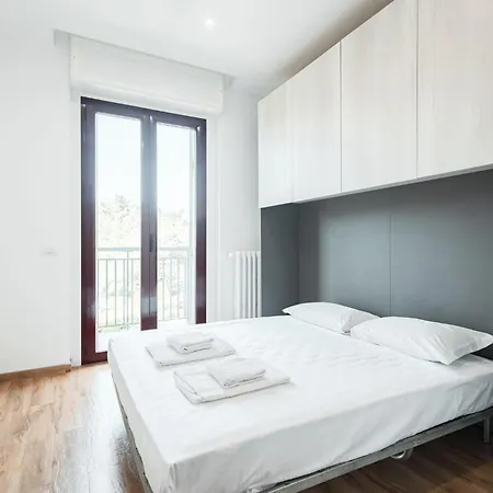 Bonola , Free Parking Apartman *
