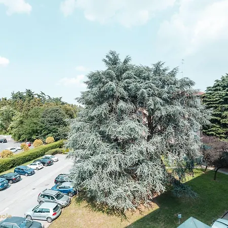 Apartman Bonola , Free Parking
